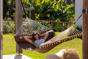 Whitsunday King Quilted Hammock in Navy Brown